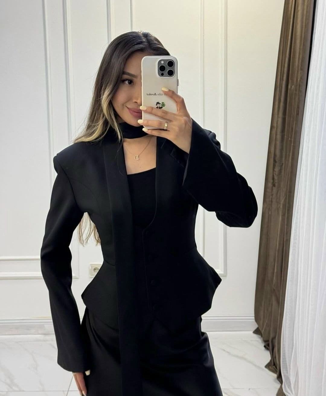 белый брючный костюм,жакет и брюки,женские брючные костюмы,женский костюм с брюками,комплект брючный