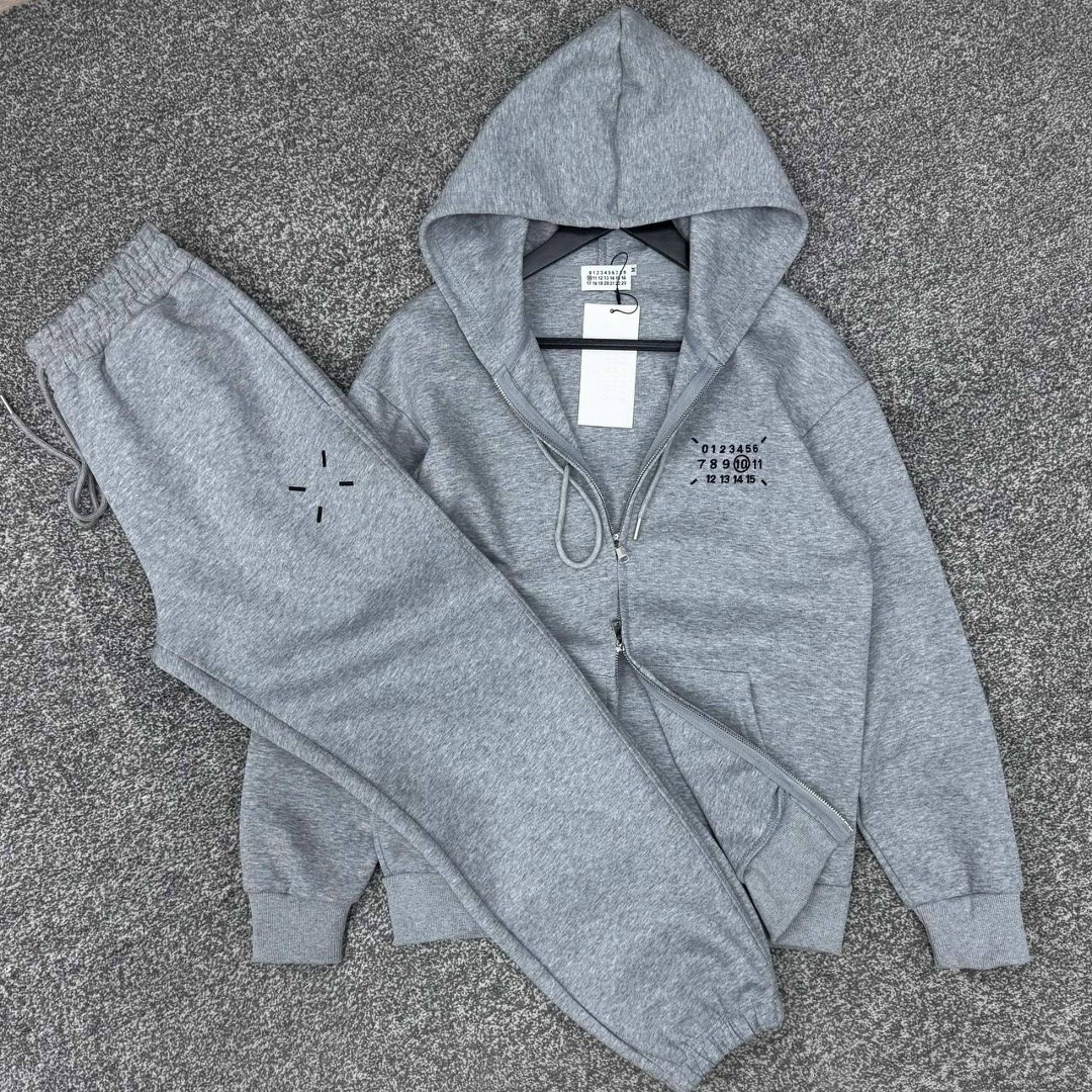 спортивный костюм armani exchange,спортивный костюм armani,мужской спортивный костюм,спортивный костюм,спортивный костюм армани