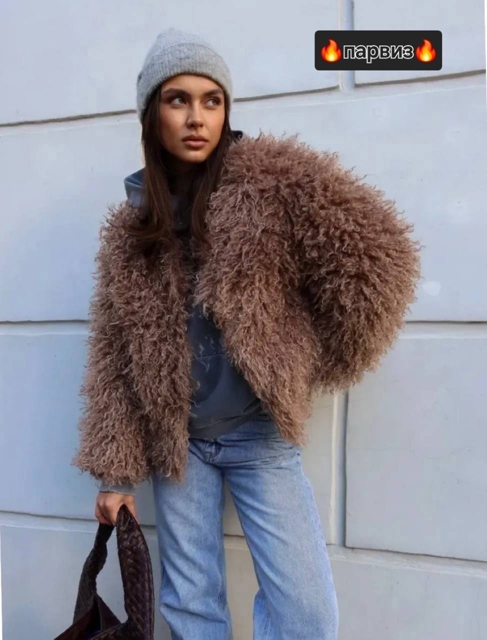 шубка,куртка для женщин,шуба из ламы,шуба из искусственного меха,пальто женское