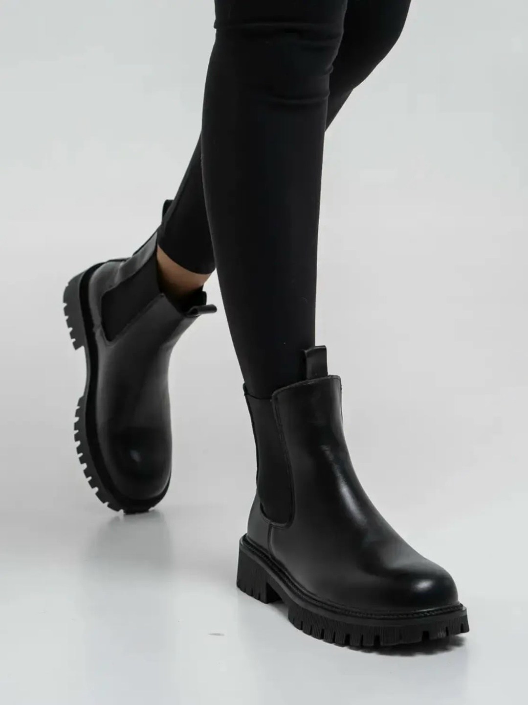 замшевые ботинки челси tod's коричневый,,челси ботинки reversal размер 37 коричневый,челси ботинки,ботинки челси kazar темно коричневый