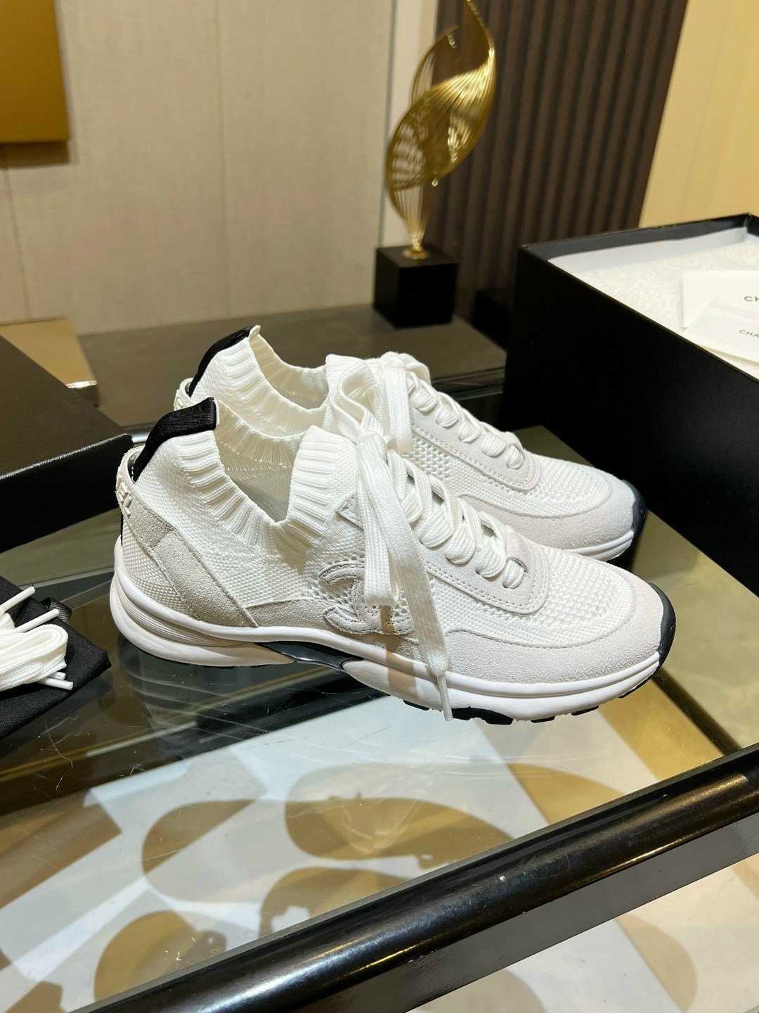 кроссовки женские chanel,chanel кроссовки,женские кроссовки,кроссовки,кроссовки брендовые