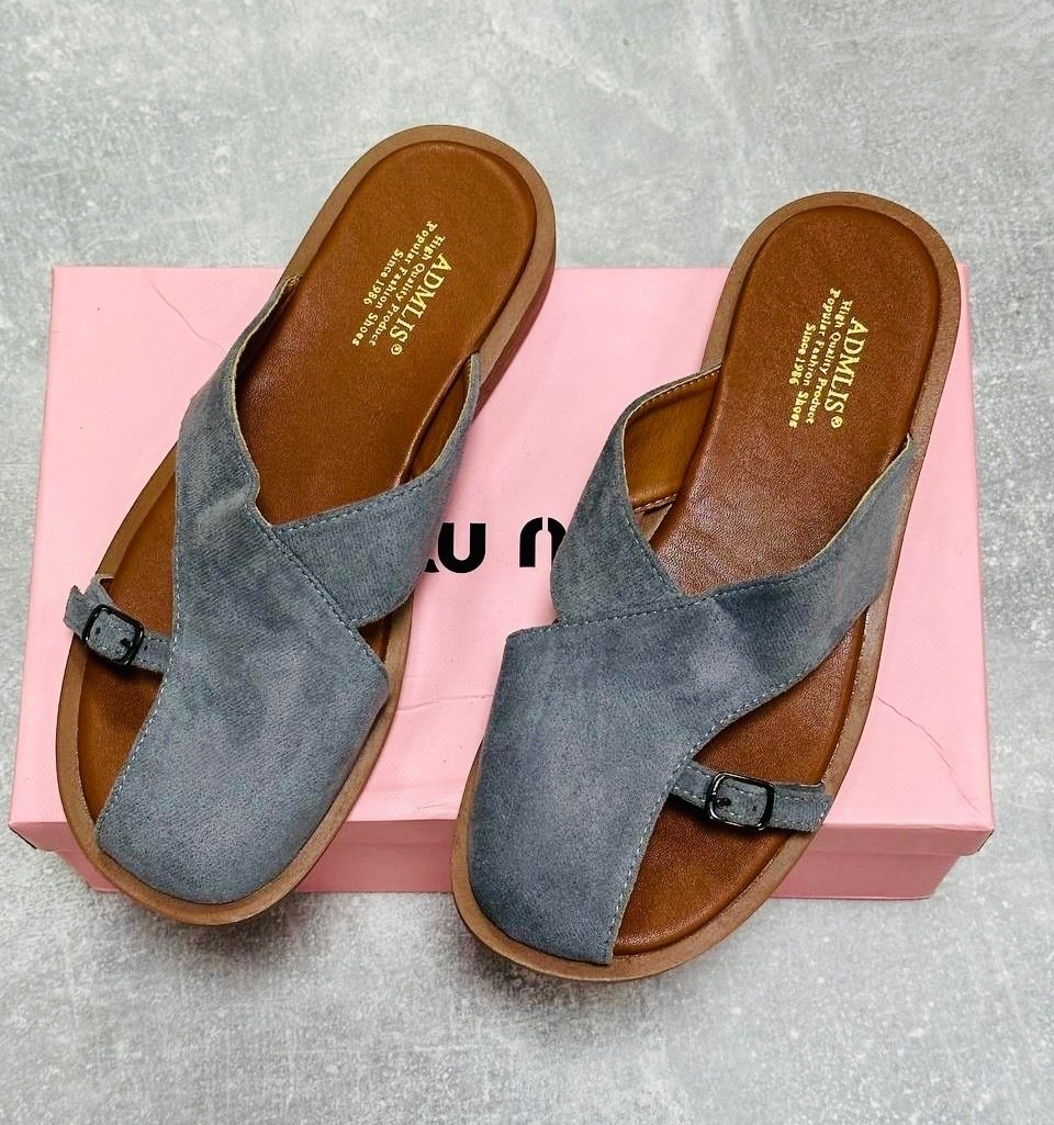 ,женские шлепанцы,замшевые шлепки,женские шлепки,сандали