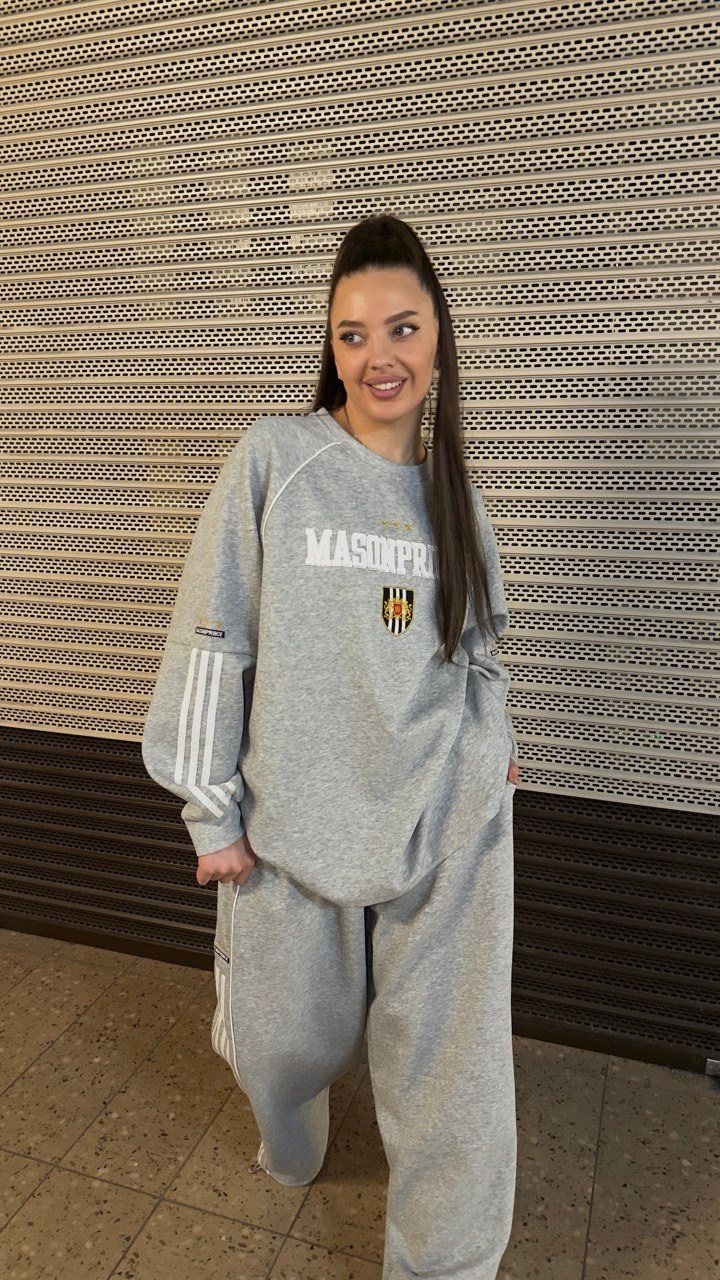 костюм спортивный,оверсайз костюм,женский спортивный костюм,спортивные костюмы оверсайз,брючный костюм