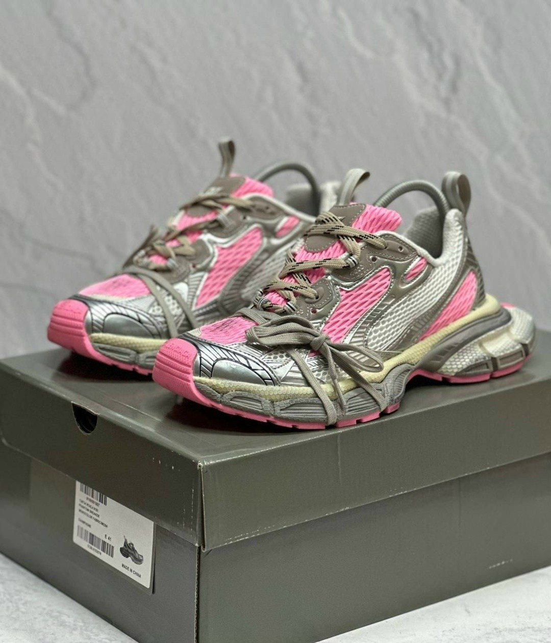 серо-розовые женские кроссовки 3xl balenciaga,женские кроссовки balenciaga,кроссовки balenciaga,женские кроссовки balenciaga 3xl серебристые с розовым,кроссовки balenciaga 3xl chunky розовый серый