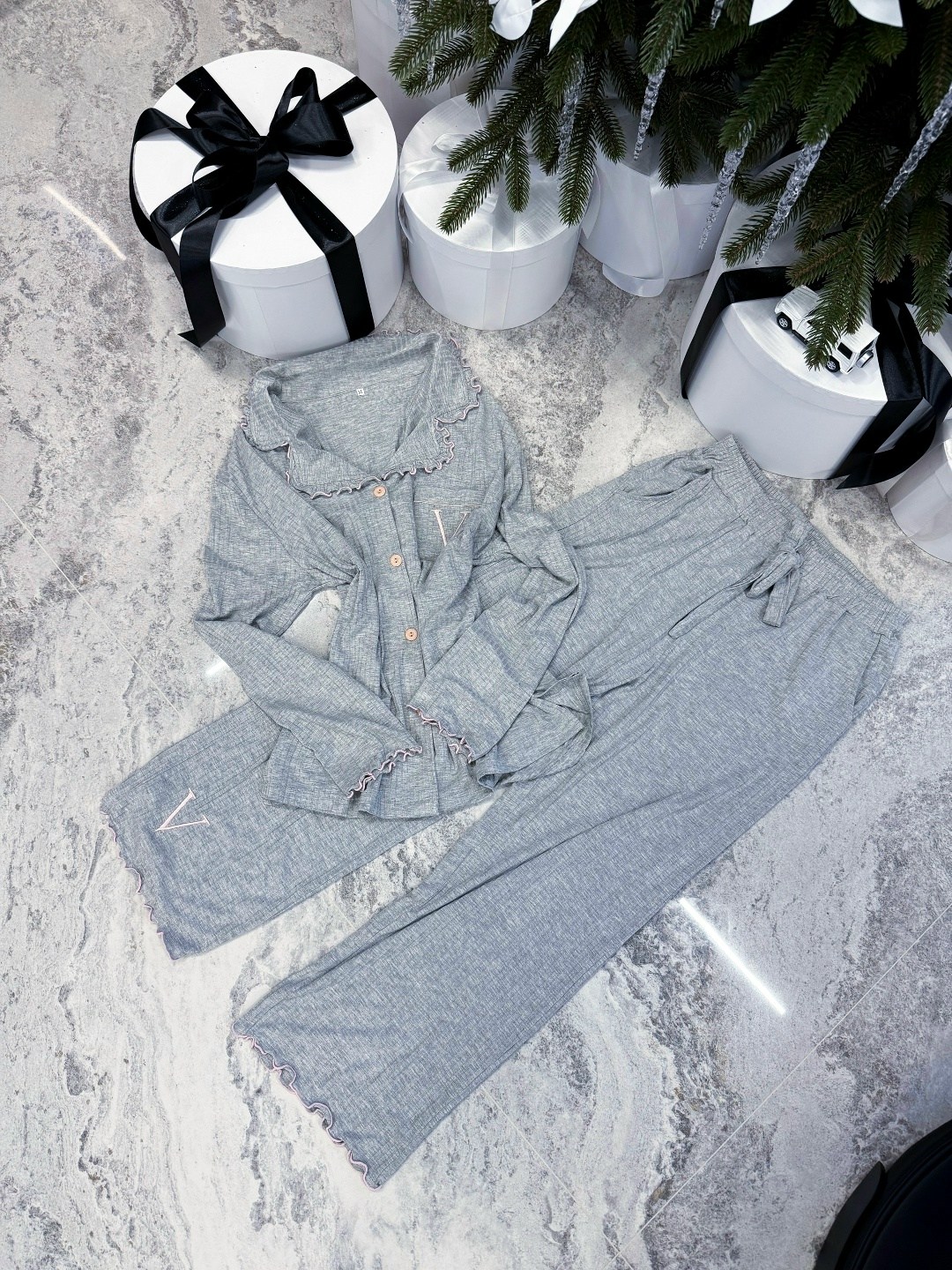 пижама женская,комплект пижама,домашние костюмы,серый пижамный комплект,пижама со штанами