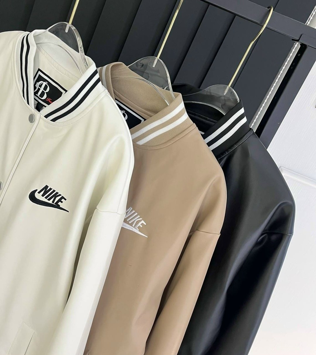 куртка бомбер,бейсбольная куртка,женская куртка бомбер,женский бомбер,куртка бомбер nike