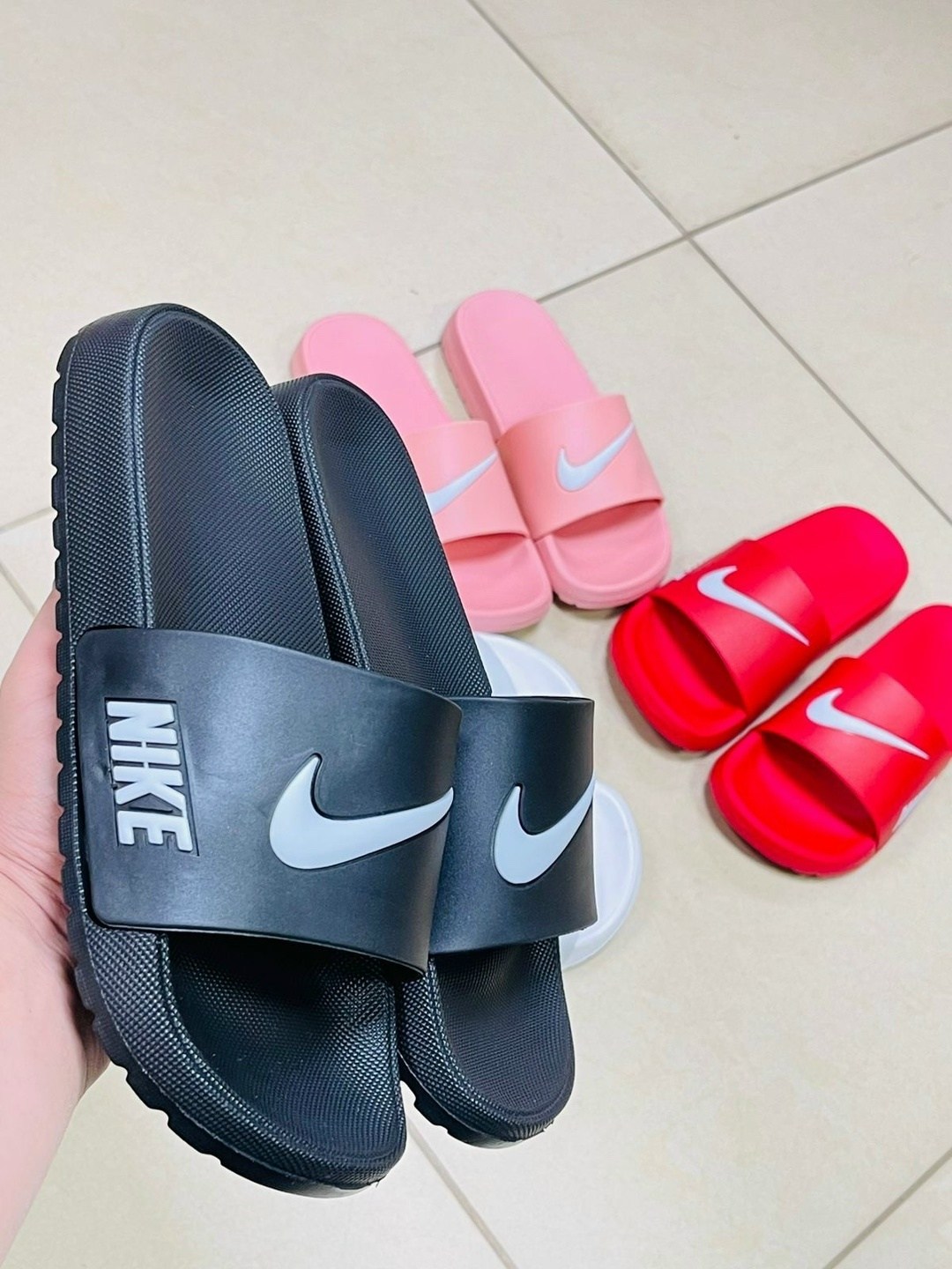 шлепанцы nike,шлепки найк мужские белые,сланцы найк белые,шлепанцы nike kawa shower,шлепанцы женские