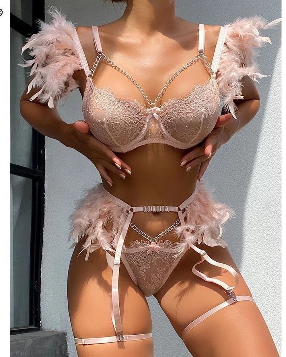белье с перьями,чувственное нижнее белье с перьями,женское сексуальное нижнее белье с перьями,нижнее белье с перьями,розовый комплект белья с перьями