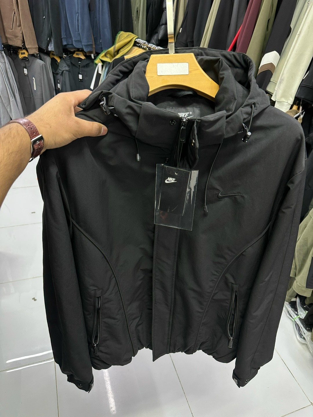 демисезонная куртка,куртка мужская,куртка спортивная,куртка,легкая куртка