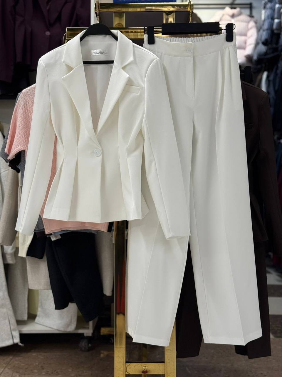 брючный костюм,женский брючный костюм,женские брючные костюмы из двух предметов,женский костюм,женский костюм с брюками