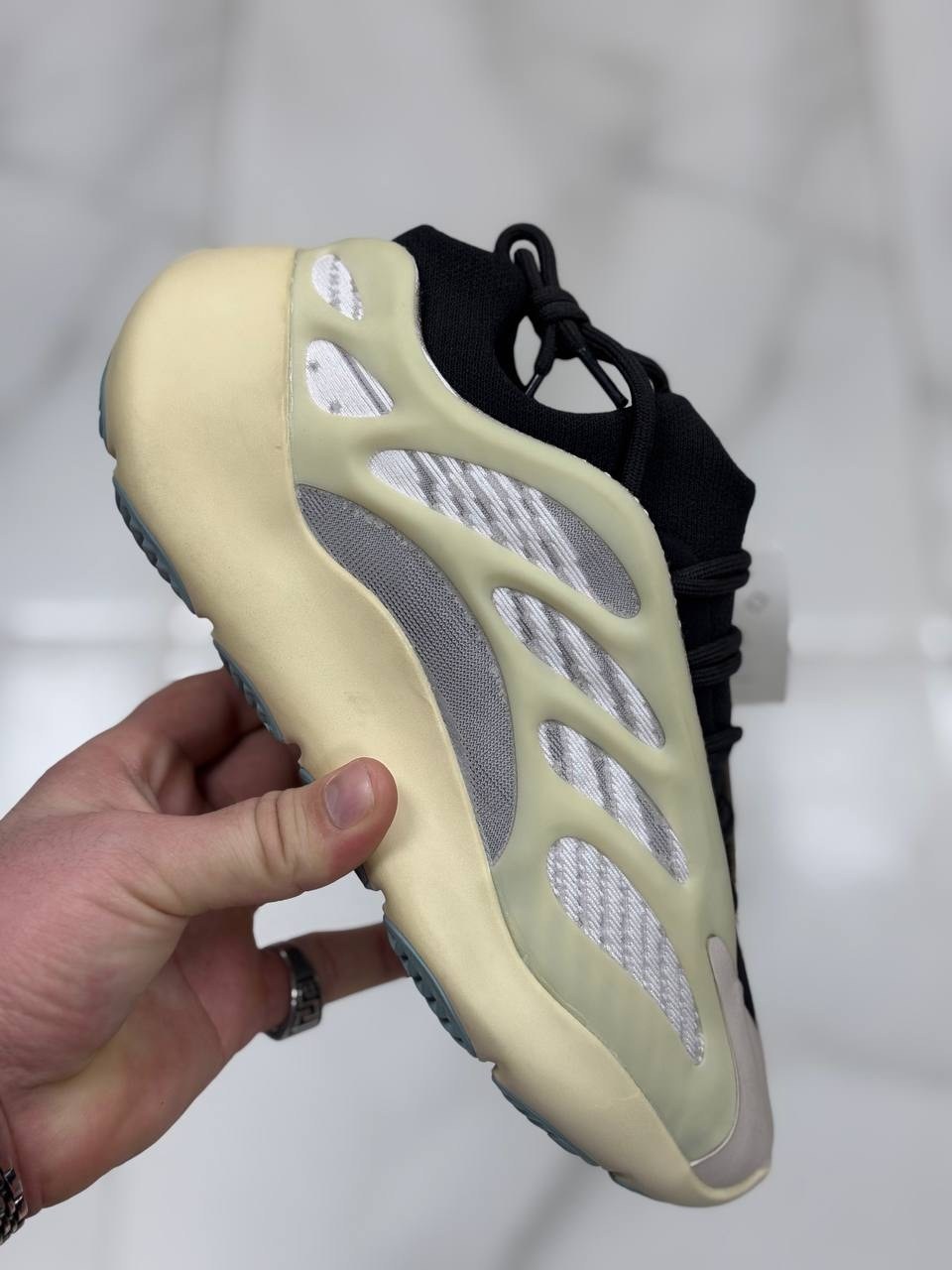 adidas yeezy boost 700 v 3,кроссовки adidas yeezy boost 700,adidas yeezy boost 700 v3,adidas yeezy boost 700,кроссовки adidas yeezy 700