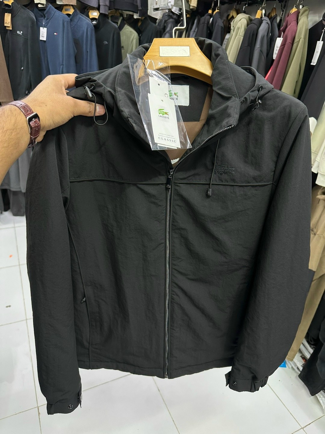 куртка,куртка мужская,куртка мужскaя демисезонная,ветровка хуго босс мужская,ветровка arcteryx gore tex