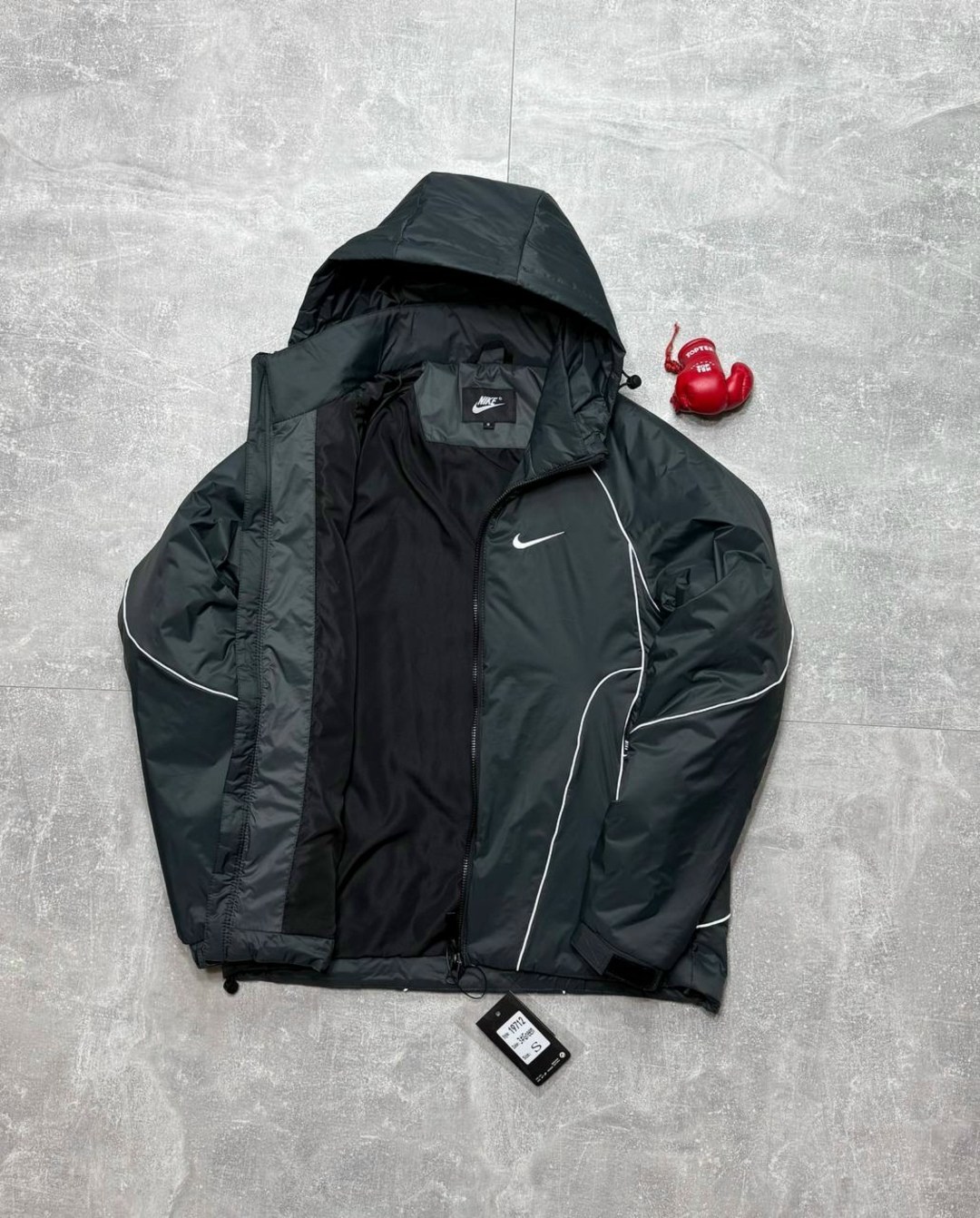 куртка зимняя nike,демисезонная куртка nike,ветровка nike,куртка nike y2k рефлективная зимняя,ветровка nike x corteiz