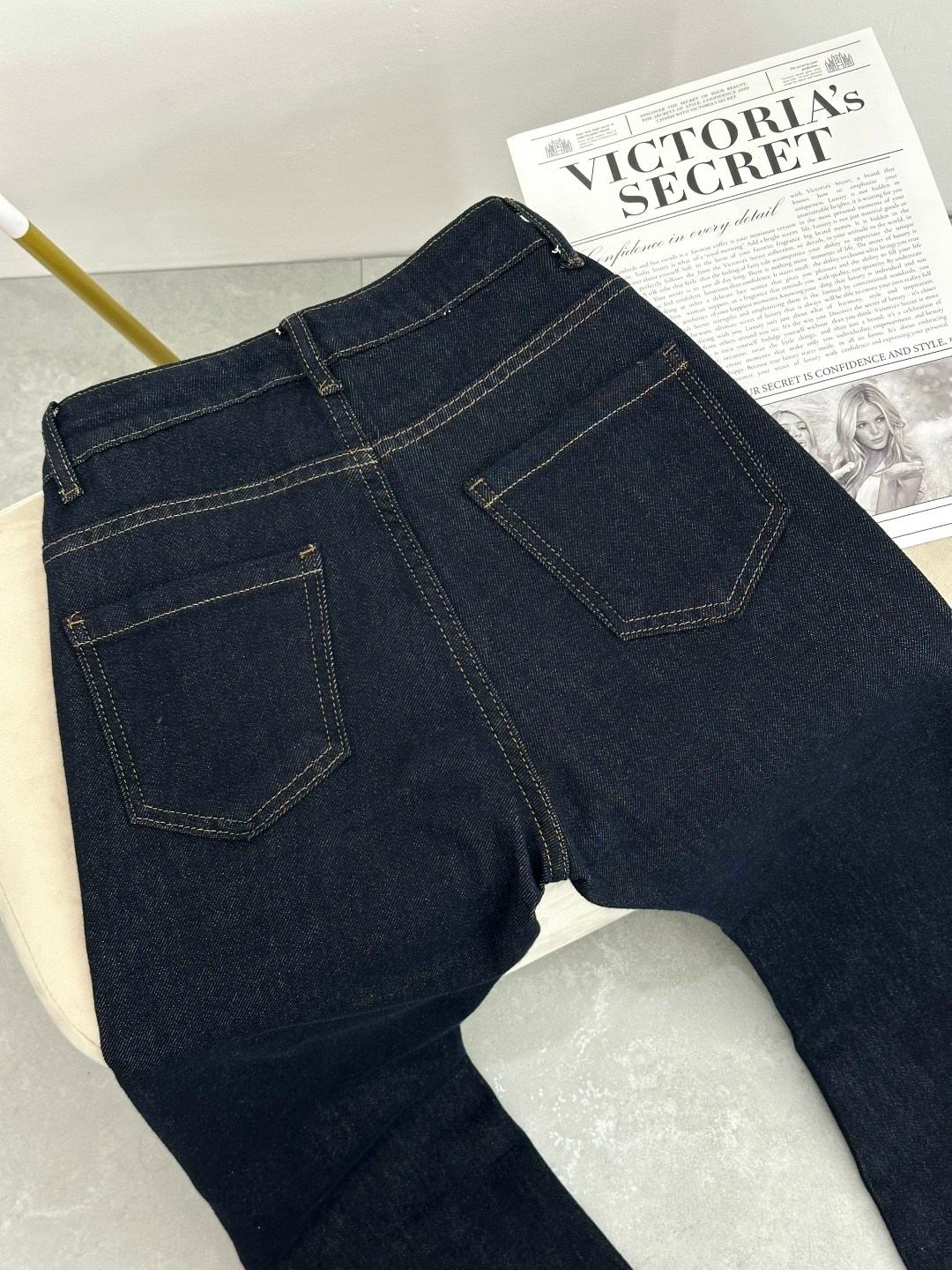 женские джинсы,модные джинсы,джинсы,джинсы с карманами,джинсы джинсы