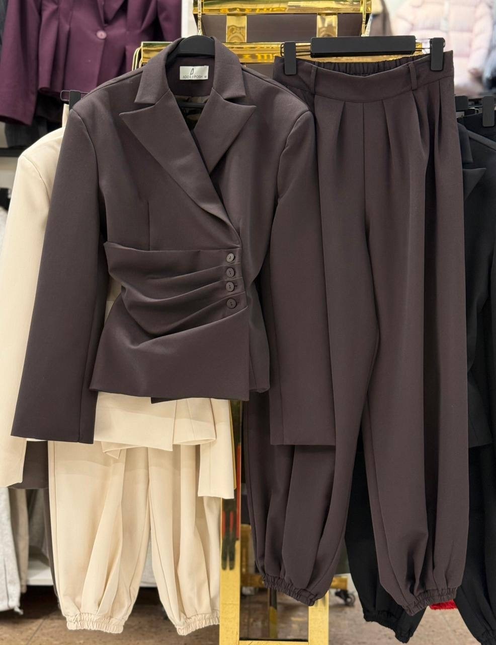 модные брючные костюмы,женский брючный костюм,черный брючный костюм,классические костюмы,черный костюм