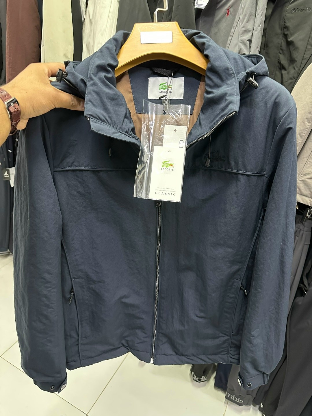 куртка,куртка мужская,куртка мужскaя демисезонная,ветровка хуго босс мужская,ветровка arcteryx gore tex