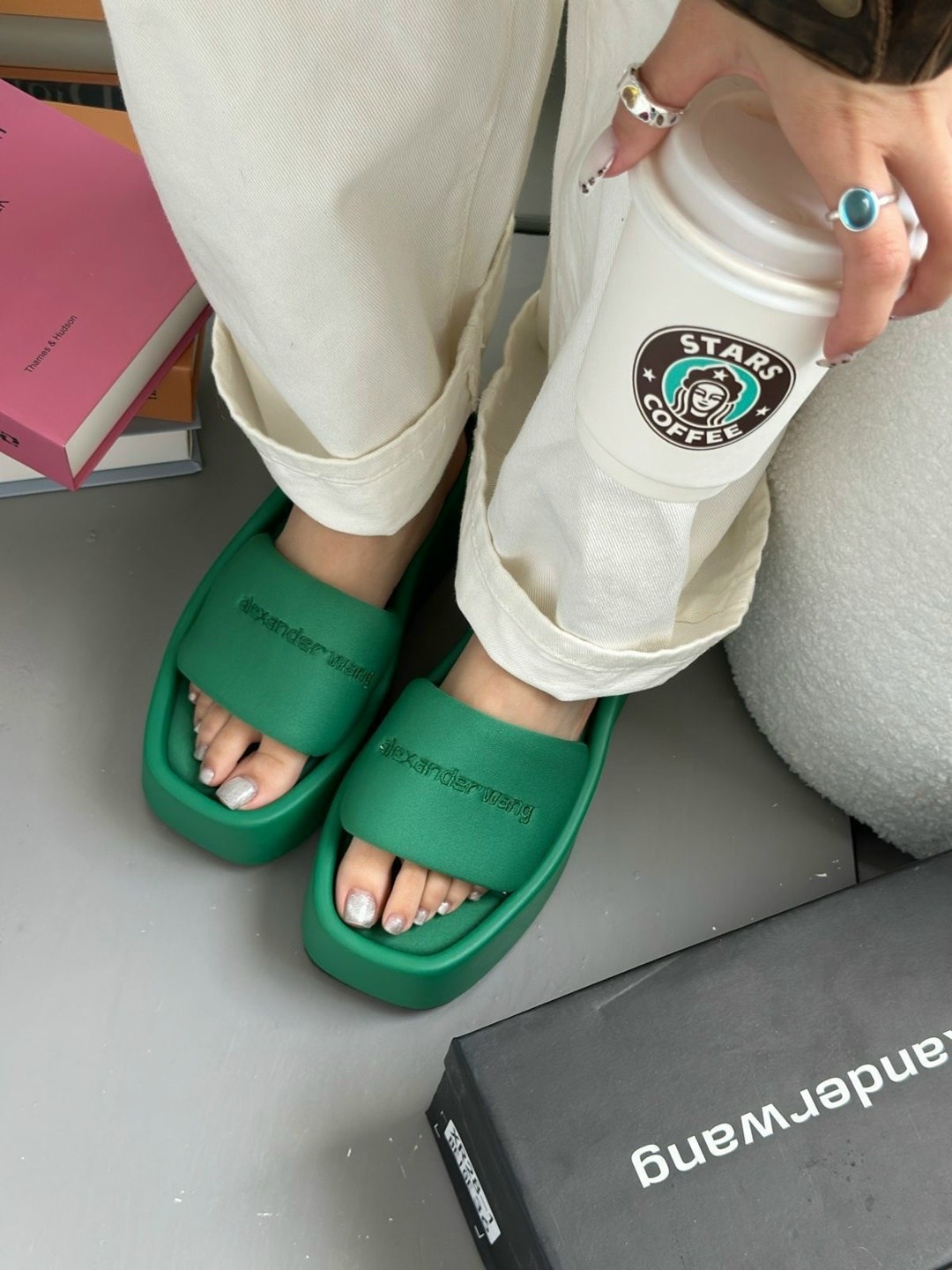 ,шлепанцы женские,модные шлепанцы,женские босоножки,шлепанцы женские на платформе