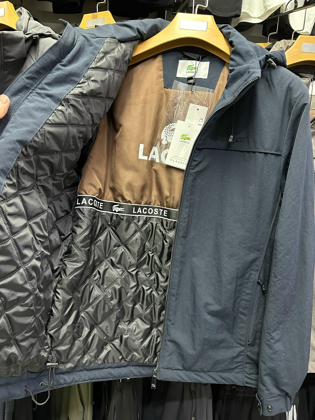 куртка,куртка мужская,куртка мужскaя демисезонная,ветровка хуго босс мужская,ветровка arcteryx gore tex