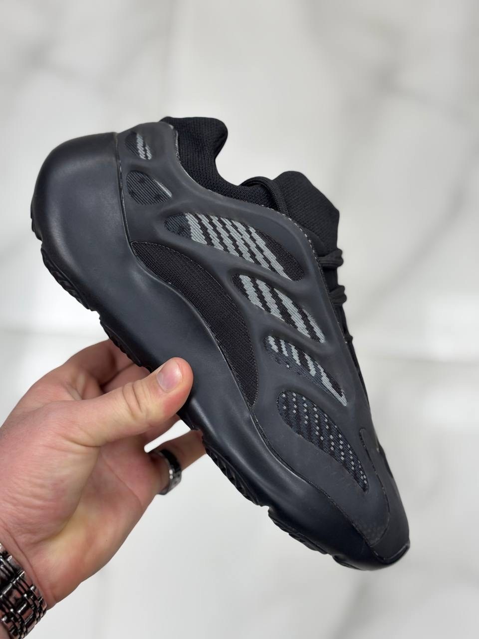 adidas yeezy boost 700 v 3,кроссовки adidas yeezy boost 700,adidas yeezy boost 700 v3,adidas yeezy boost 700,кроссовки adidas yeezy 700