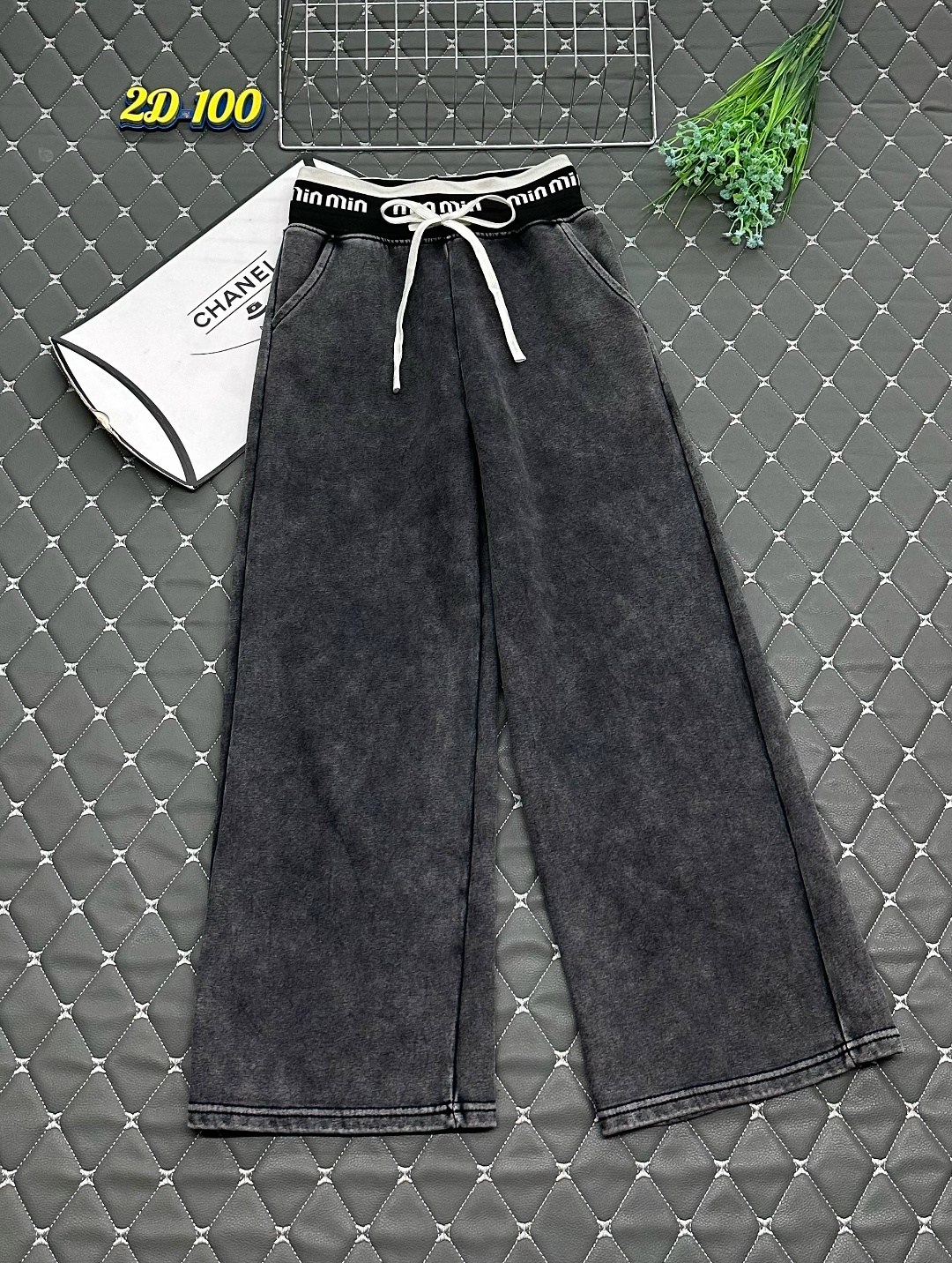 джинсы для девочек широкие,широкие джинсы для подростков девочек,широкие джинсы для подростков,джинсы с широкими штанинами для девочек-подростков,джинсы для подростка