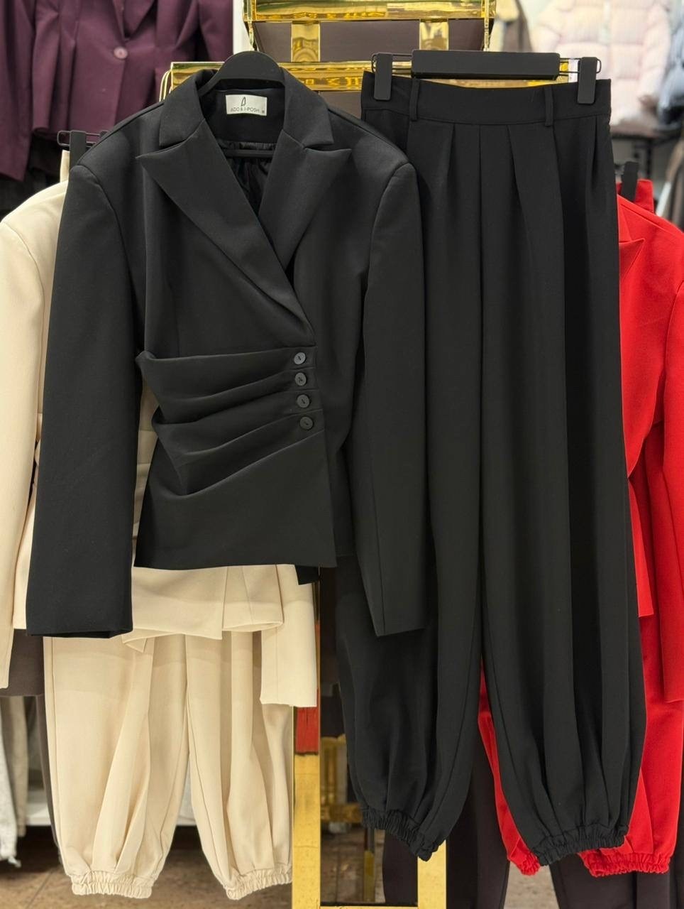 модные брючные костюмы,женский брючный костюм,черный брючный костюм,классические костюмы,черный костюм