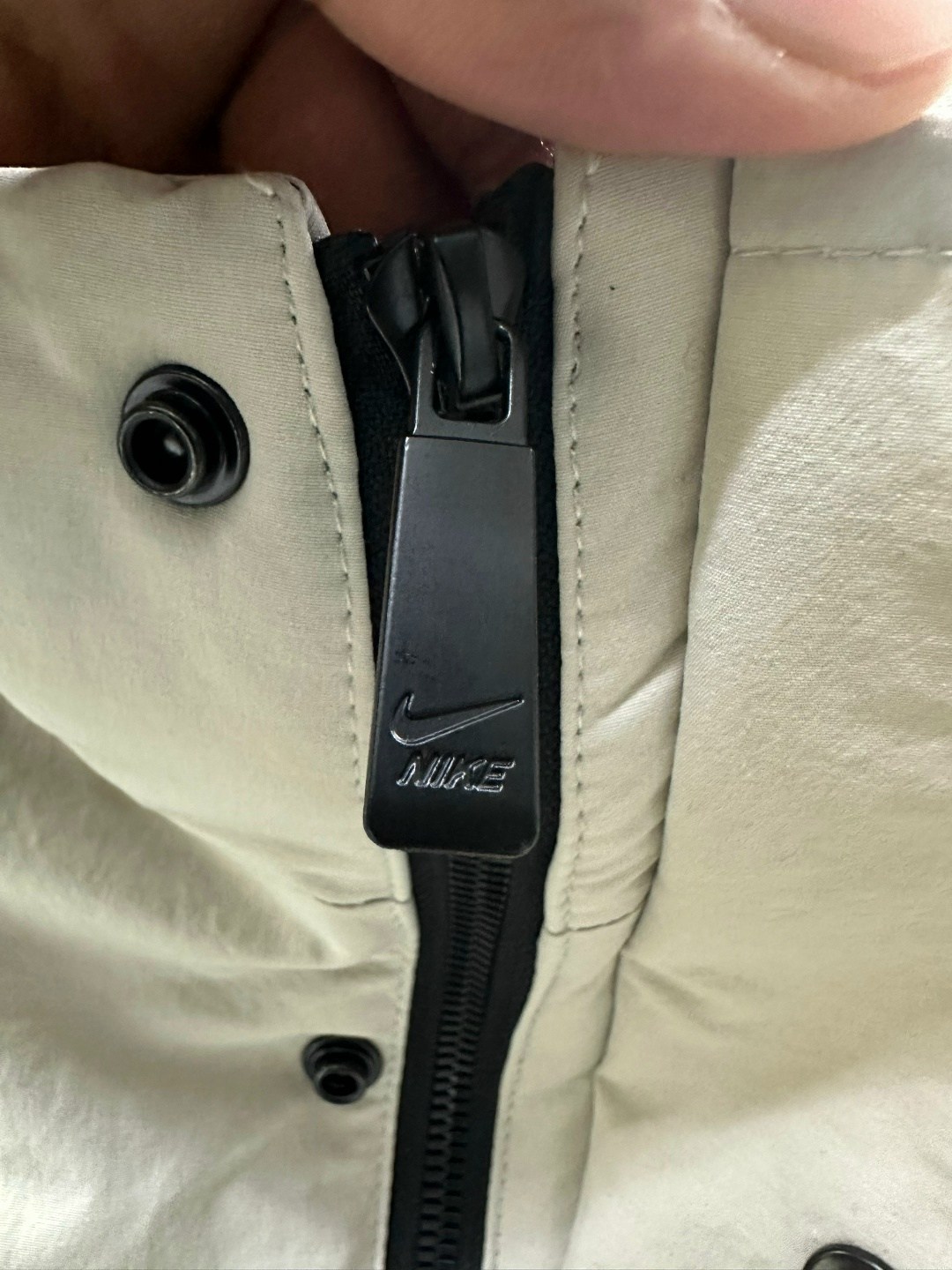 демисезонная куртка,куртка мужская,куртка спортивная,куртка,легкая куртка