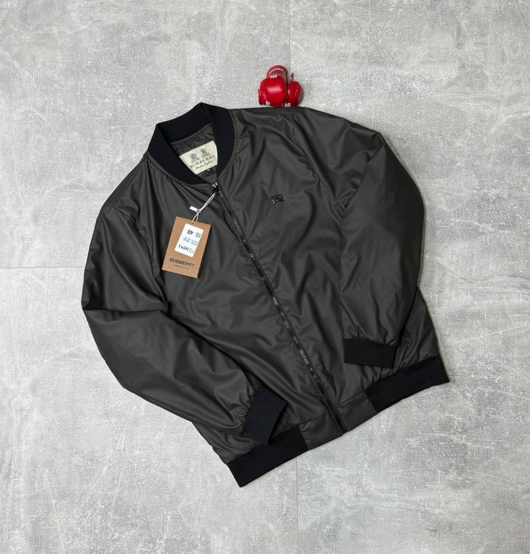 ветровка burberry,куртка burberry,повседневная куртка,легкая куртка,куртка бомбер