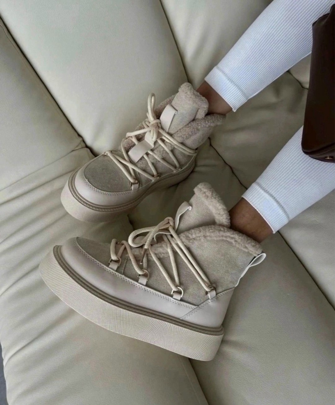 женская ботинки кож зам,женские зимние ботинки угги ugg черные,ботинки кож зам, женская,ботинки замш