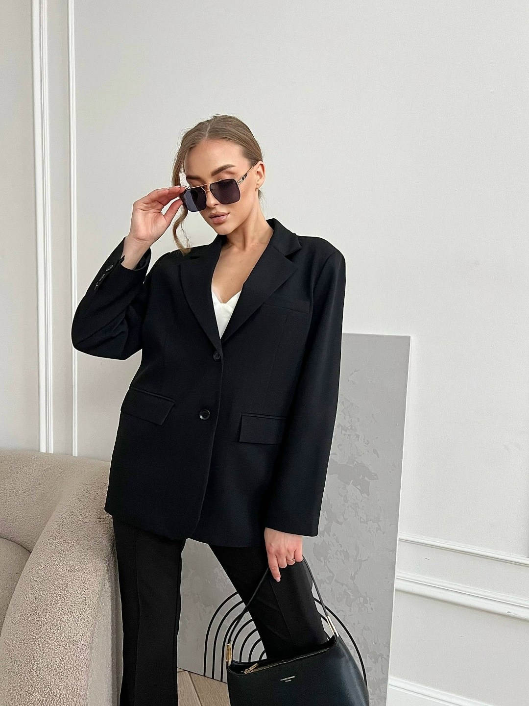 пиджак оверсайз черный удлиненный luxury collection,пиджак оверсайз жакет прямой классический удлиненный aymis 321746467,пиджак оверсайз блейзер жакет удлиненный,пиджак оверсайз,женский пиджак