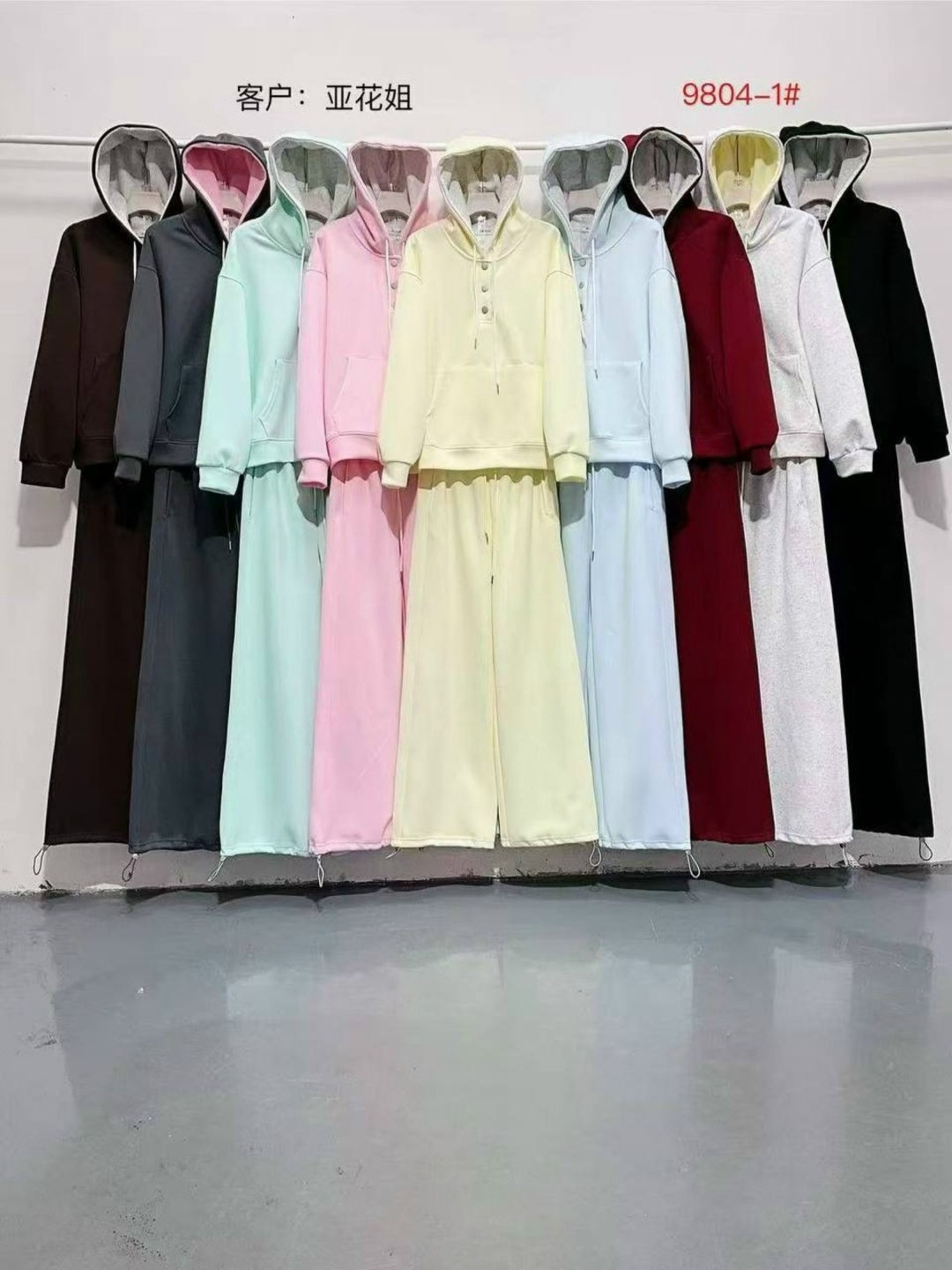 костюм худи,спортивный костюм,костюм женский,флисовые костюмы,теплый костюм