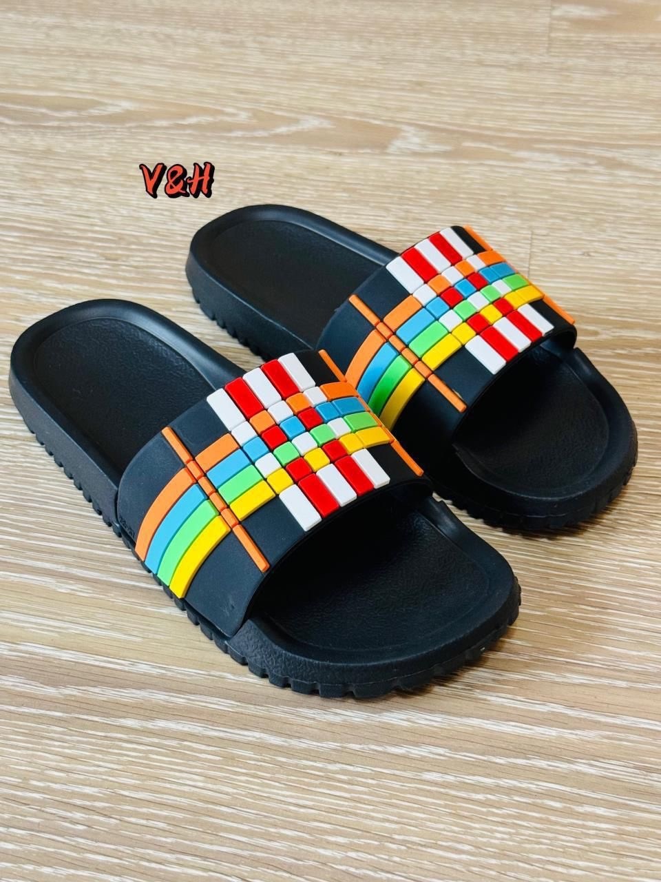 женские шлепанцы,, пляжная,летние шлепанцы,сланцы женские