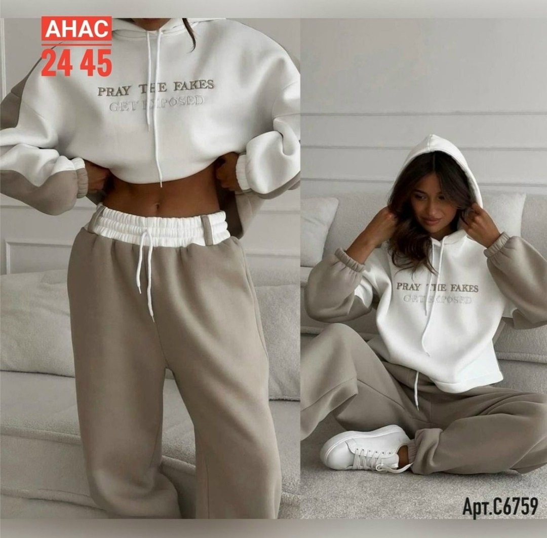 cпортивный костюм женский на флисе,костюм женский на флисе,спортивные костюмы женские,женский спортивный костюм теплый,спортивный костюм женский с капюшоном