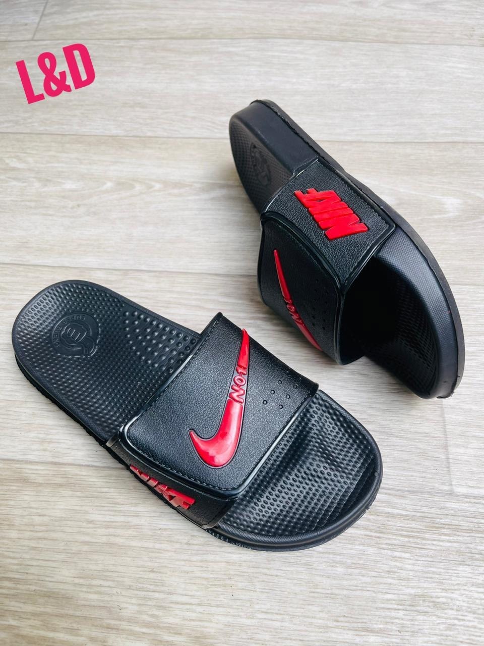 шлёпанцы мужские nike victory one,nike benassi jdi black challenge red,nike benassi jdi,мужские шлепанцы nike benassi jdi - черный,шлепки nike benassi jdi мужские