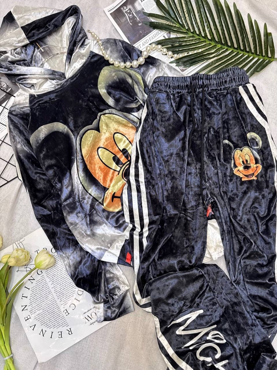 костюм с микки маусом,костюм с микки,костюм с микимаусом женский,женский спортивный костюм на флисе микки,детские костюмы