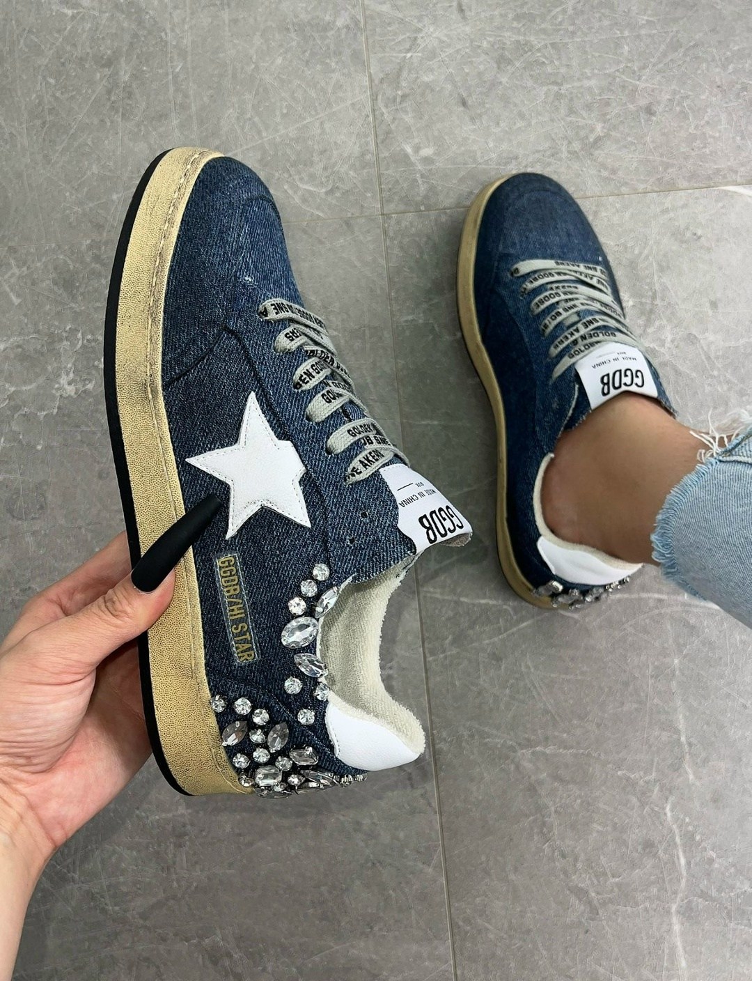 кеды golden goose,замшевые низкие кеды ballstar с аппликацией в виде звезд golden goose черный,,кеды hi star с блестками golden goose черный,женские кроссовки golden goose ball star из черной зам