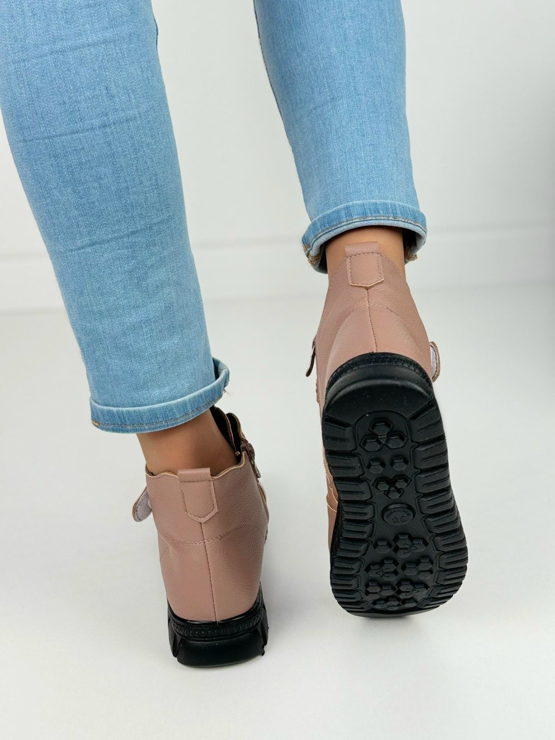 ,красные полуботинки женские,ботинки женские,красные ботинки,женская