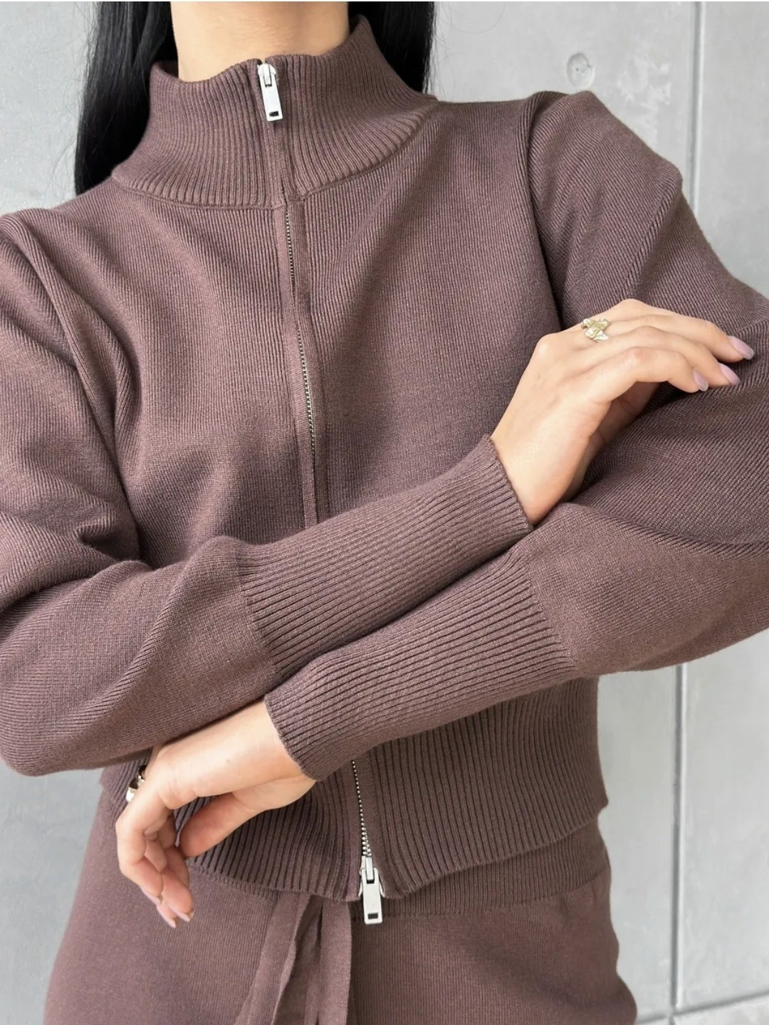 женский костюм,костюм трикотажный женский,костюм кашемировый,кардиган,свитер вязаный трикотажный с молнией c горлом