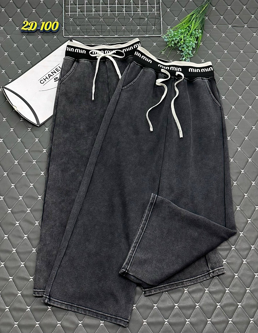 джинсы для девочек широкие,широкие джинсы для подростков девочек,широкие джинсы для подростков,джинсы с широкими штанинами для девочек-подростков,джинсы для подростка