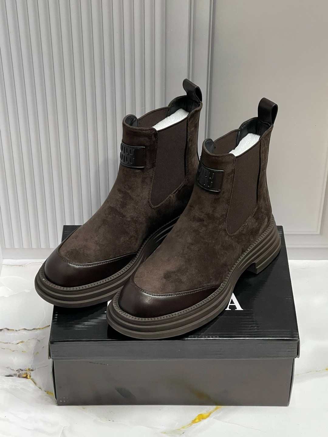 ботинки brunello cucinelli,,ботинки женские,замшевые ботинки,замшевые ботинки brunello cucinelli