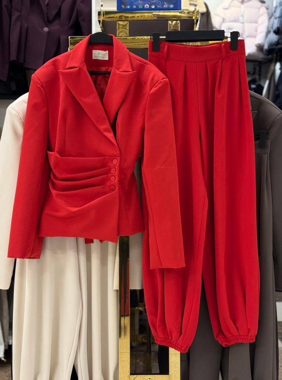 модные брючные костюмы,женский брючный костюм,черный брючный костюм,классические костюмы,черный костюм