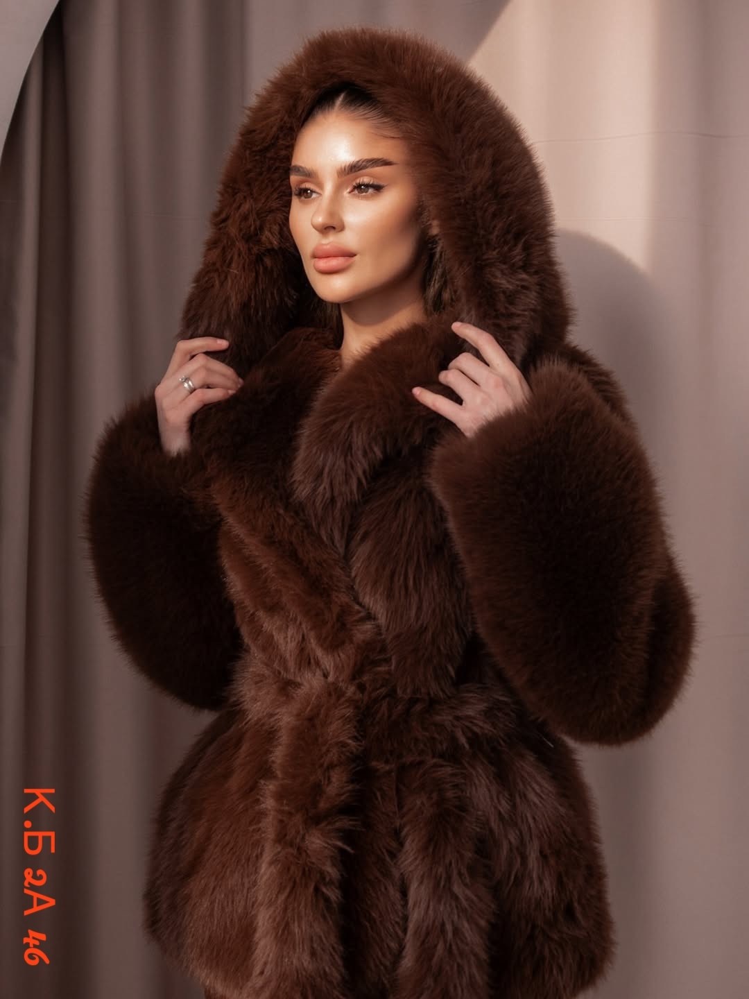 шуба,шуба из искусственного меха,искусственная шуба,шуба из эко меха,песец шуба