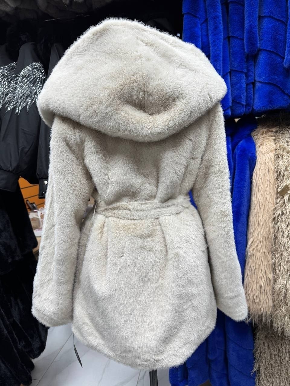 норковая шуба,шуба,норковая шуба с капюшоном,шуба с капюшоном,шуба из эко меха под норку