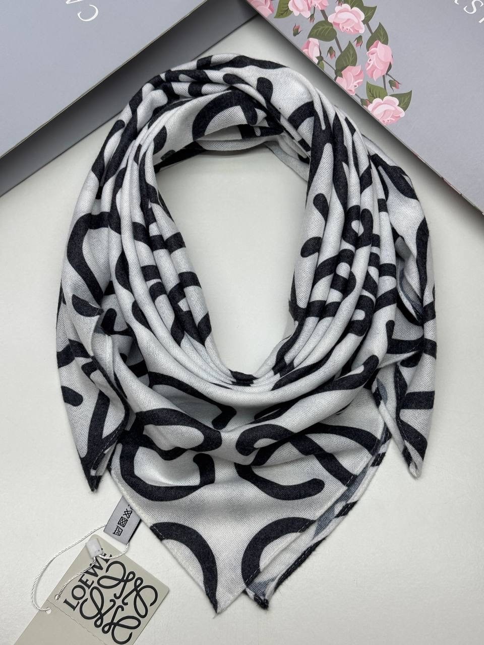 кашемировый шарф кристиан диор,платки шарф,брендовый платок,платок шелковый,платок шарф женский