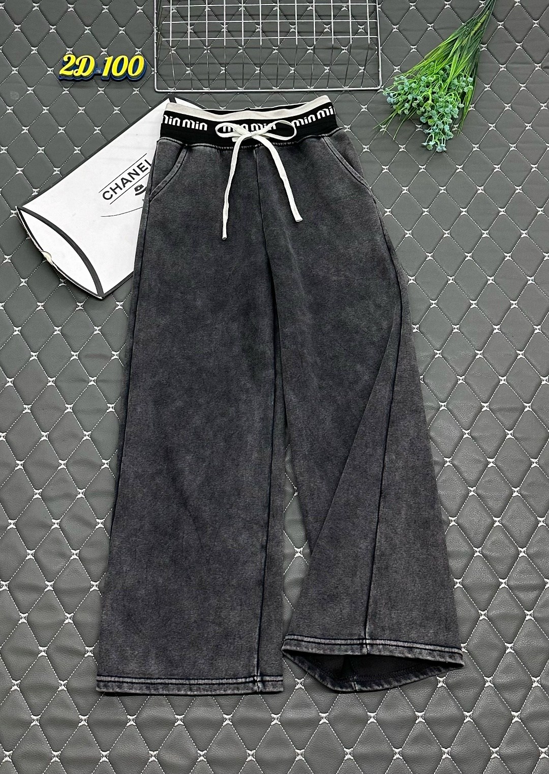 джинсы для девочек широкие,широкие джинсы для подростков девочек,широкие джинсы для подростков,джинсы с широкими штанинами для девочек-подростков,джинсы для подростка