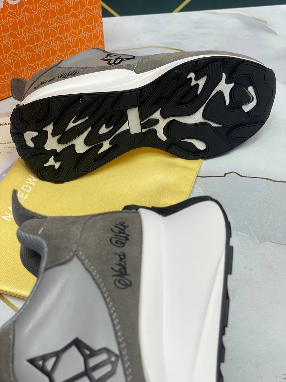 ,кроссовки nike wolf,кроссовки женские naked wolfe, женская кроссовки,кроссовки женскиe