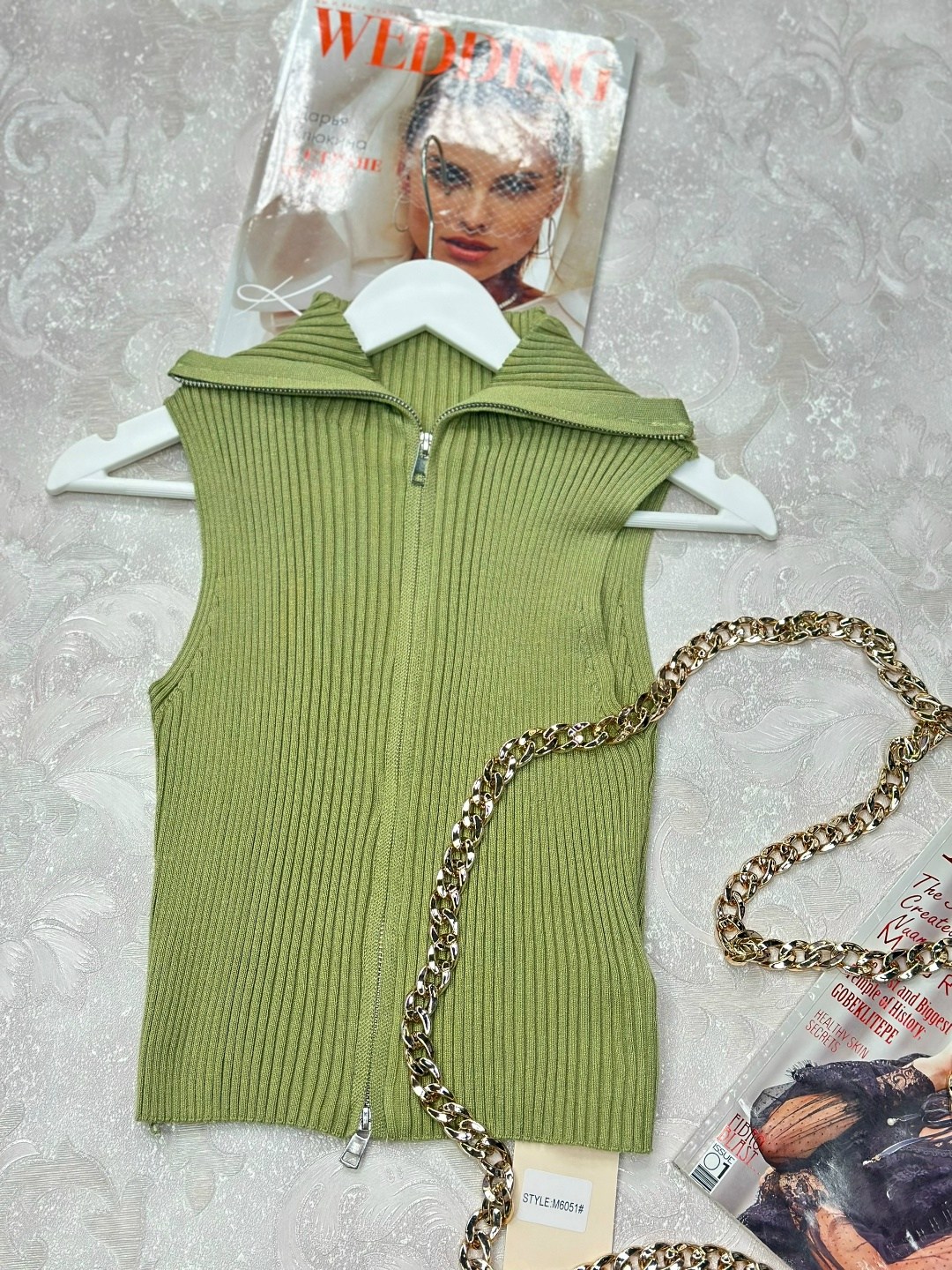 вязаные жилеты,кроп топ в рубчик под пиджак с горлом на молнии,трикотажный жилет,жилетка,жилет