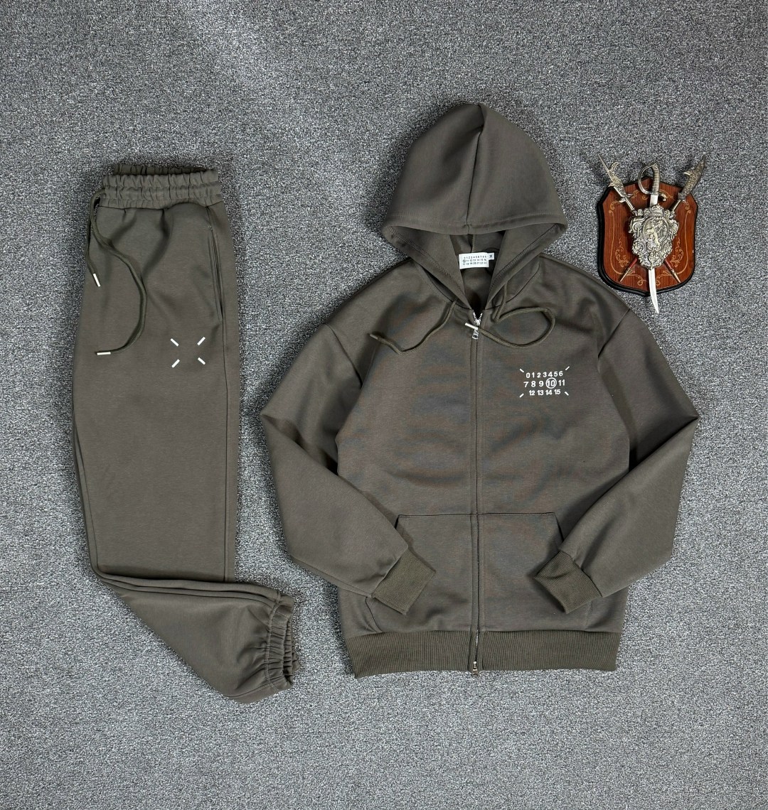 мужской спортивный костюм,спортивный костюм,спортивный костюм armani,спортивные костюмы для мужчин,мужской костюм