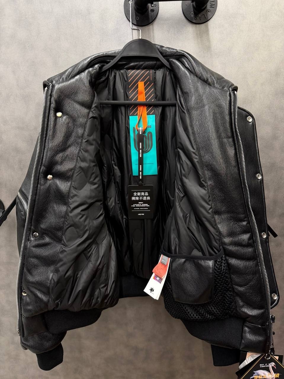 кожаная куртка,мужская кожаная куртка,куртка из искусственной кожи,oversized leather bomber jacket balenciaga,повседневная куртка