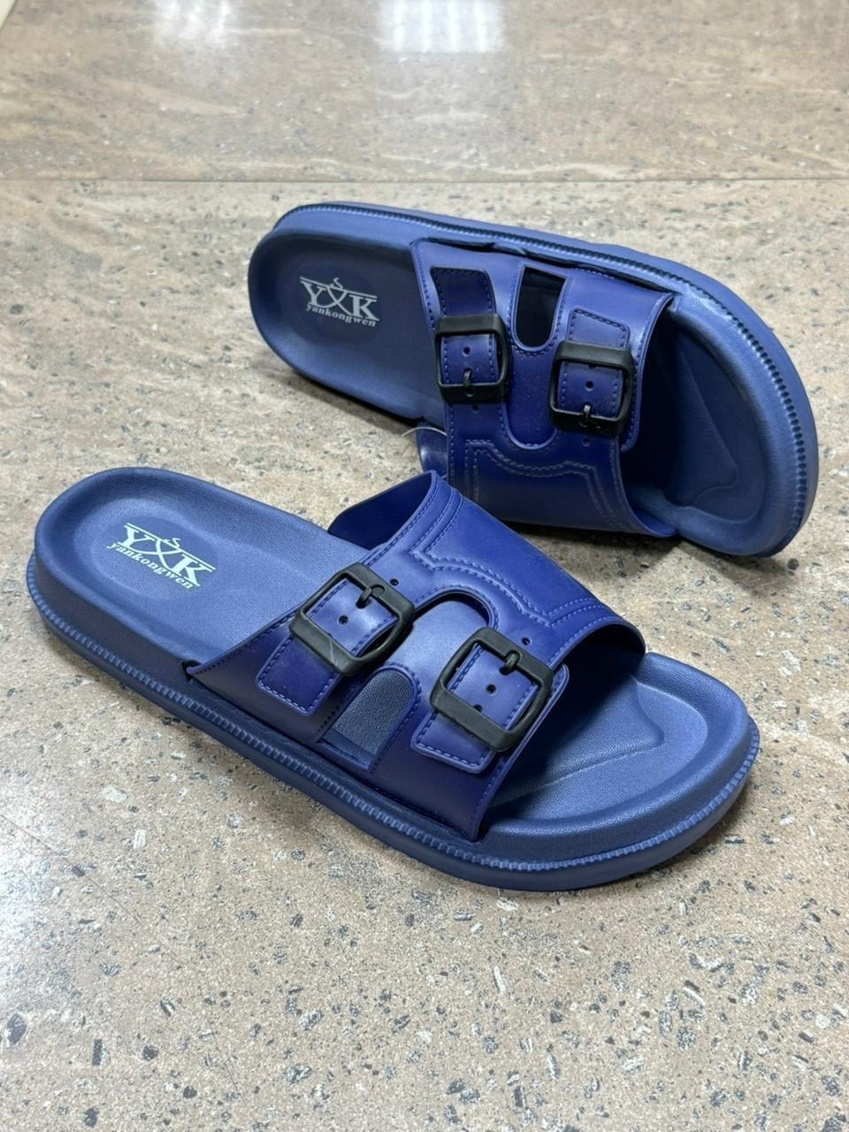 шлепанцы резиновые белые,шлепанцы женские,мужские шлепанцы,тапочки модные,