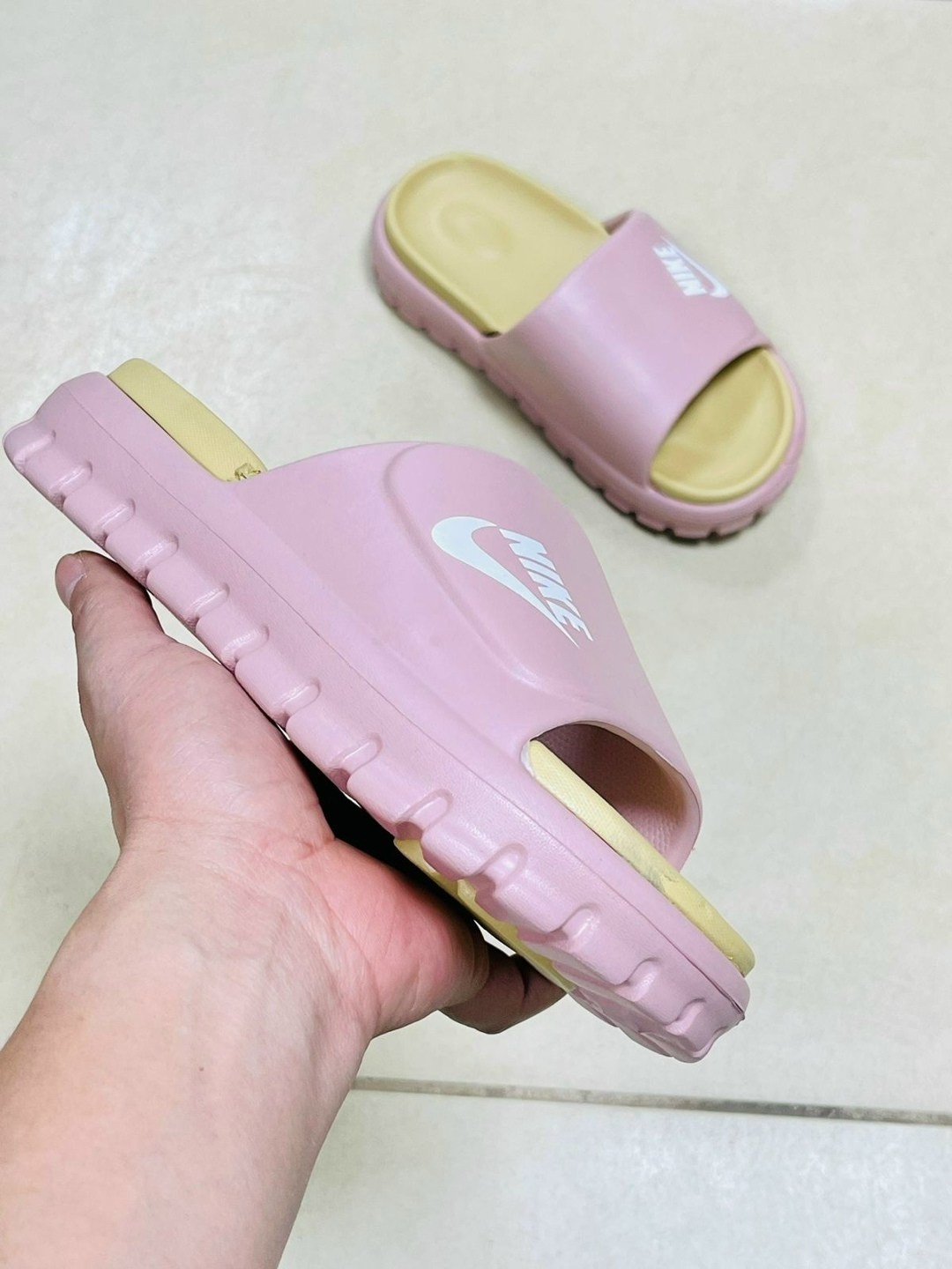 шлепанцы nike kawa shower,мужские шлепанцы,шлепанцы nike,шлепки дешевые,мужские тапки